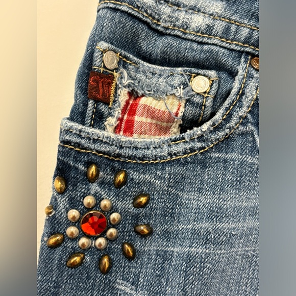 Miss Me Womens Denim Distressed Frayed Hem Jewel Stud Bermuda Shorts 29 - Picture 3 of 13